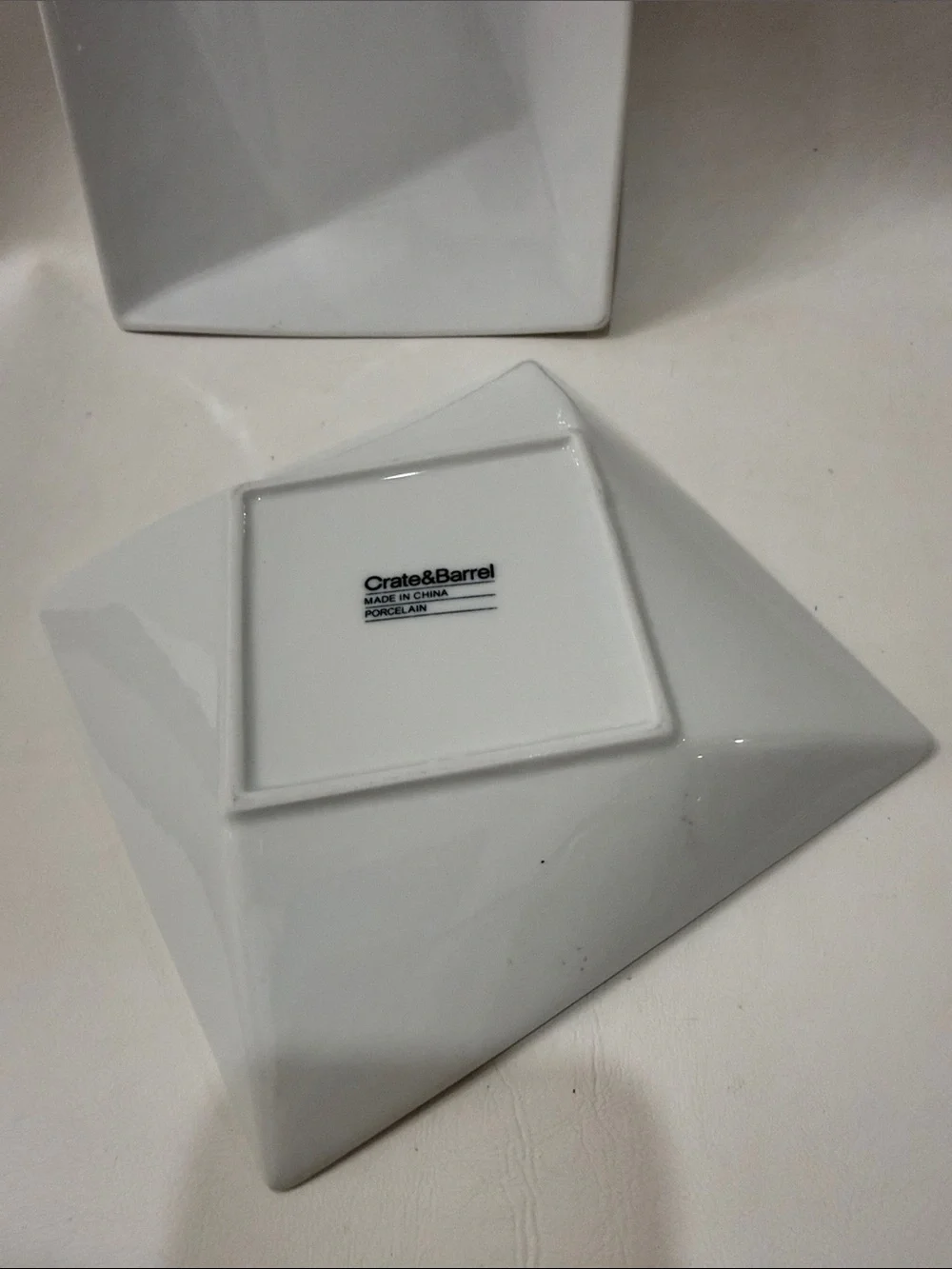 Crate&Barrel Rotate Angled Edge White Square Ceramic Appetizer  Plates 6 3/4 In